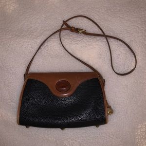 Dooney & Bourke All-Weather Leather Crossbody 🦆